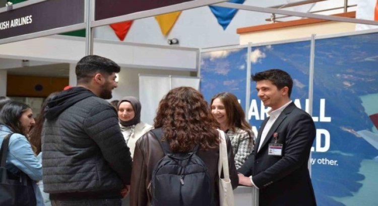 Yoğun ilgi gören İKAF23ün ilk günü tamamlandı