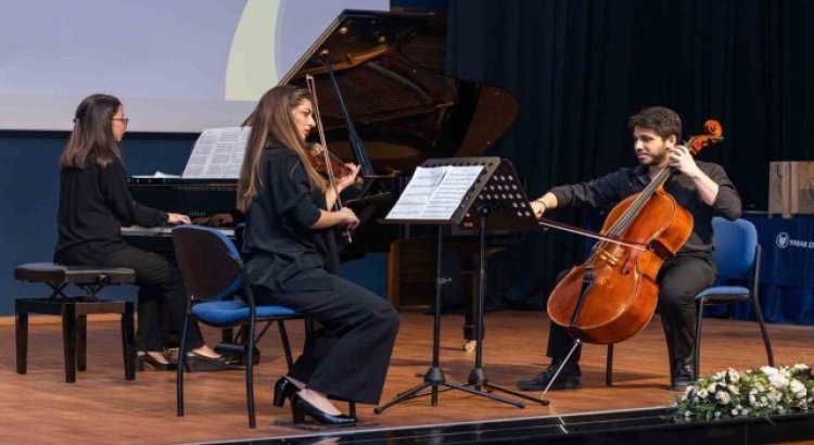 İzmirden Fransaya müzik heyecanı