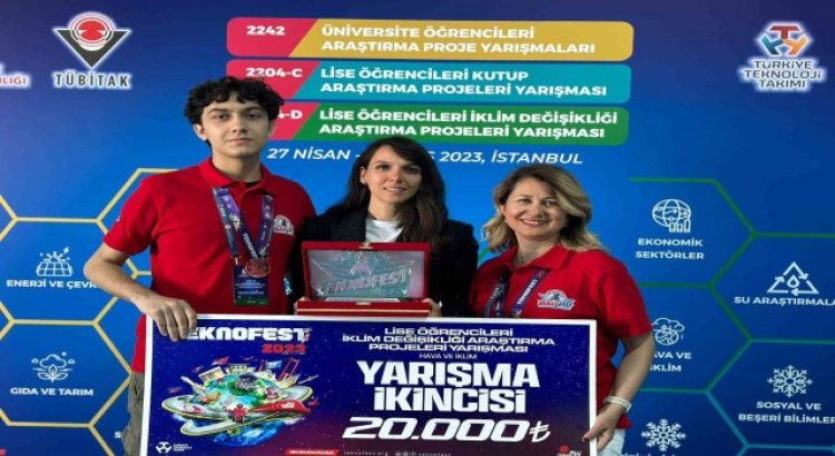 TEKNOFESTte Çiğli Karşıyaka Aydoğan Yağcı Bilim ve Sanat Merkezine ödül