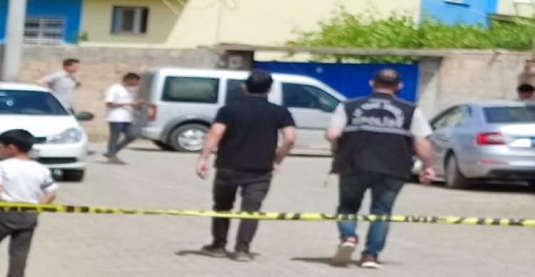 Şanlıurfa’da ev onarımda el bombasıı ele geçirildi