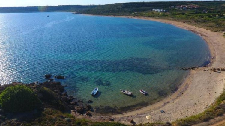 Bozcaada’ya geleceklere turizmcilerden uyarı