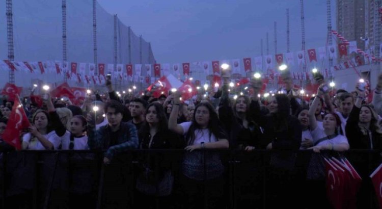 19 Mayıs coşkusu Ataşehirde Gençlik Festivali ile yaşandı