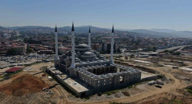 Doğu Karadenizin en büyük cami ve külliyesinin 2024 yılı Ramazan ayında açılması planlanıyor