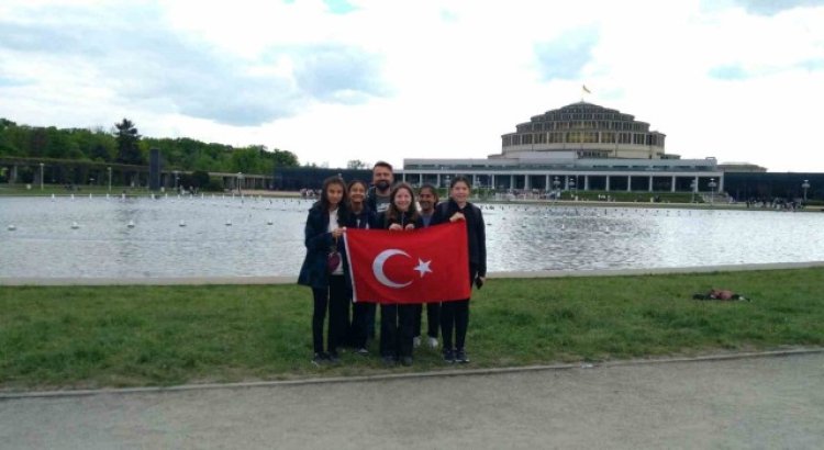 Köyceğizli öğrenciler Polonyadaki eğitimlerini tamamladı