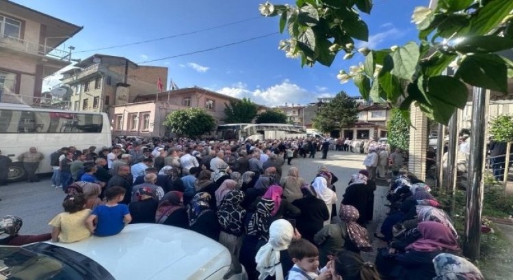 Tosyadan hacı adayları dualarla kutsal topraklara uğurlandı