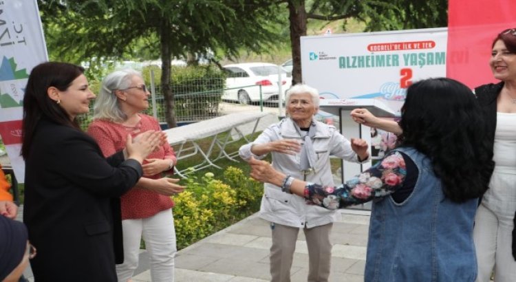 Kocaelinin ilk ve tek Alzheimer Yaşam Evi ikinci yaşını kutladı