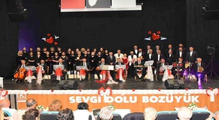 Bozüyükte “Aşk Şarkıları” yankılandı