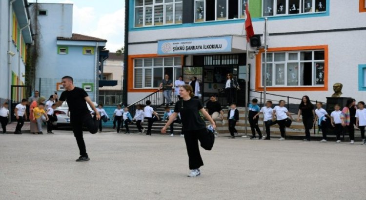 Gönüllülerden çocuk hakları çalışması