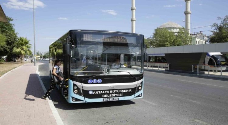 Büyükşehirden YKS adaylarına toplu ulaşım desteği