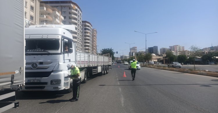 Şanlıurfa’da ağır vasıta araçları denetlendi