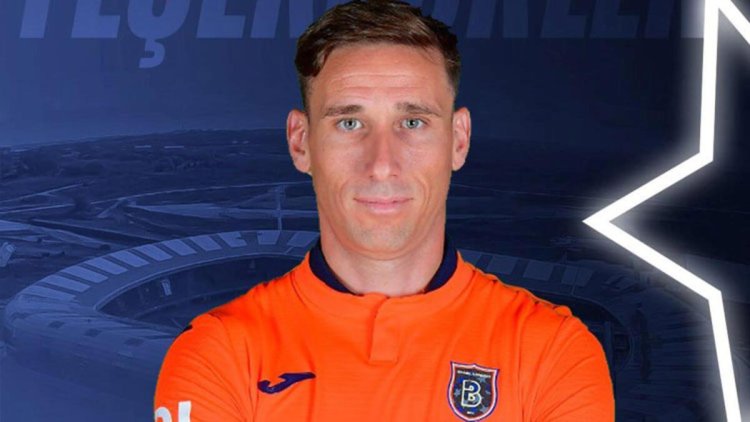 Başakşehir’de Lucas Biglia ile yollar ayrıldı