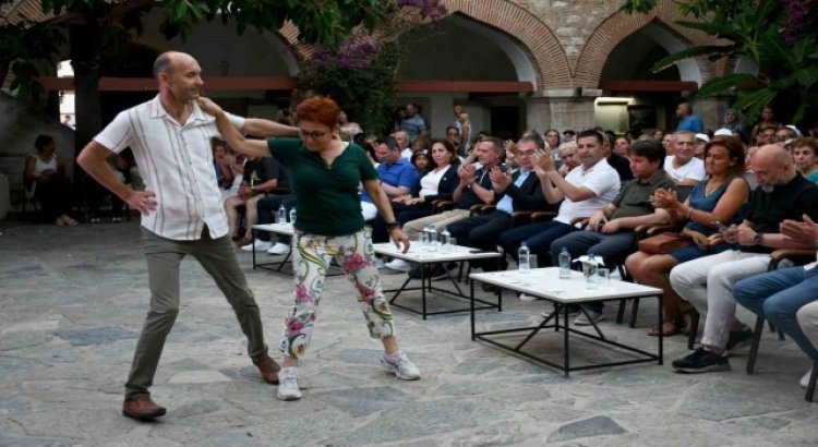 Egenin iki yakasını birleştiren Girit Festivaline yoğun ilgi