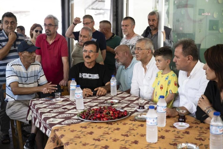 Mersin Büyükşehir Belediye Başkanı Seçer, Bayram Dolayısıyla Mezitli Halkıyla Bir Araya Geldi