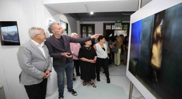 “Tükenmez Umut Mavisi” sergisi Fotoğraf Müzesinde açıldı