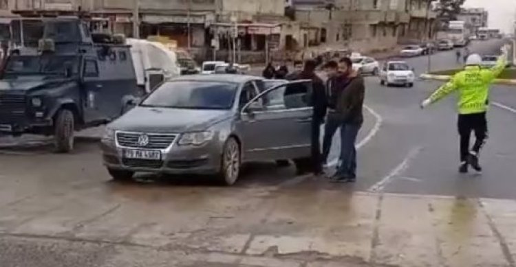 Urfa&#039;da polis okul önlerinde denetim yaptı