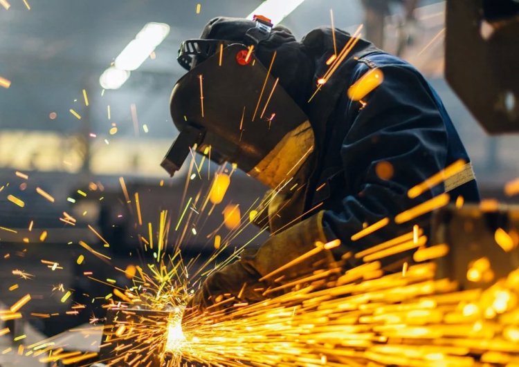 ABD’de sanayi üretimi beklentileri aştı