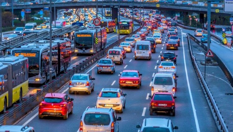 İstanbul’da toplu ulaşım ücretlerine yapılan zamlar yürürlülükte