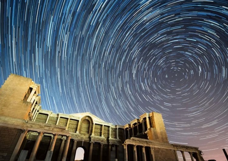 Perseid meteor yağmuru eşsiz görüntüleri ortaya çıkardı