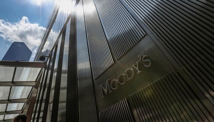 Moody’s Fransa’nın not görünümünü negatife çevirdi